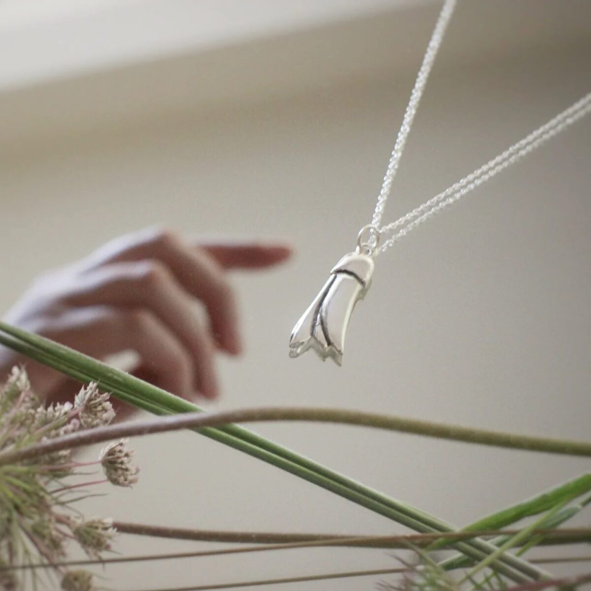 Tania Mallow Jewellery - Kōwhai Flower Necklace, Sterling Silver